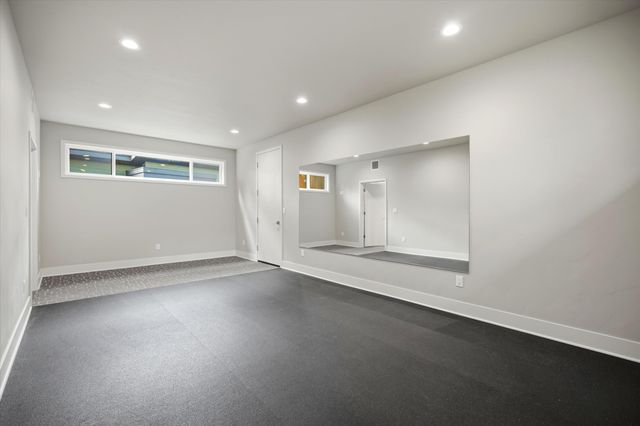 60734 Golf Village Loop, Bend, OR 97702