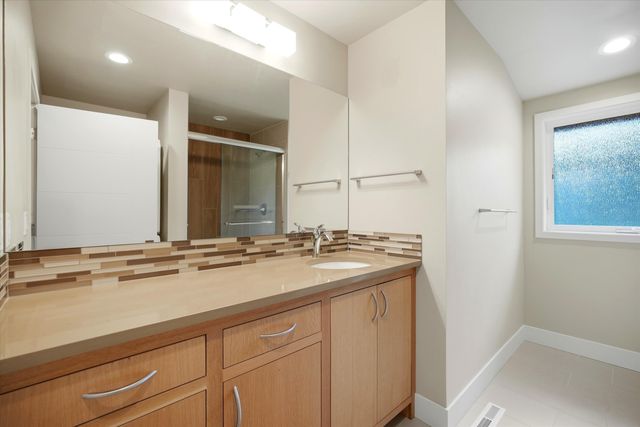 60734 Golf Village Loop, Bend, OR 97702