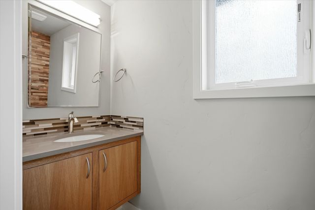 60734 Golf Village Loop, Bend, OR 97702