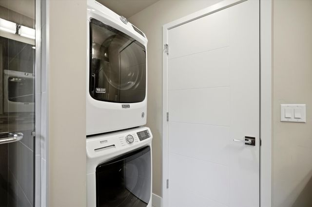 60734 Golf Village Loop, Bend, OR 97702