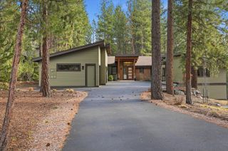 60734 Golf Village Loop, Bend, OR 97702