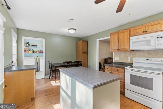 127 Springbrook Drive, Auburn, GA 30011