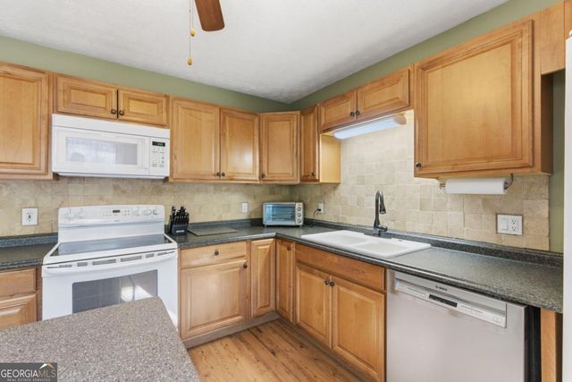 127 Springbrook Drive, Auburn, GA 30011