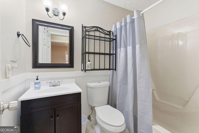 127 Springbrook Drive, Auburn, GA 30011