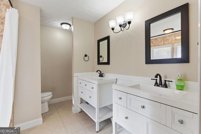 127 Springbrook Drive, Auburn, GA 30011