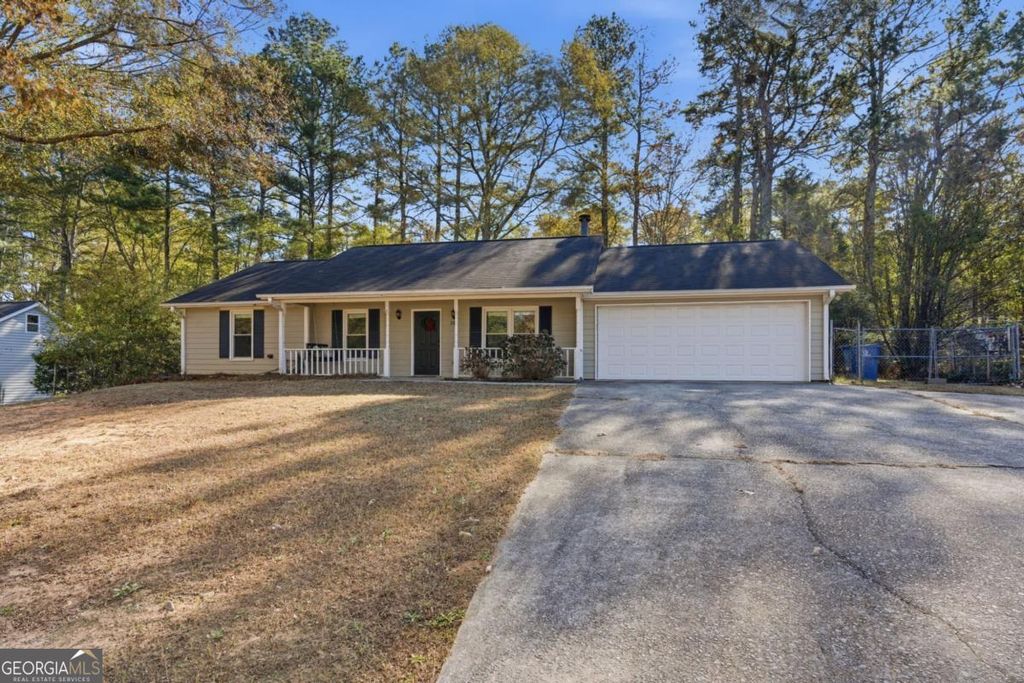 127 Springbrook Drive, Auburn, GA 30011