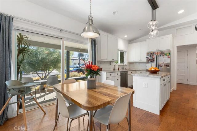 4835 Almidor Avenue, Woodland Hills, CA 91364