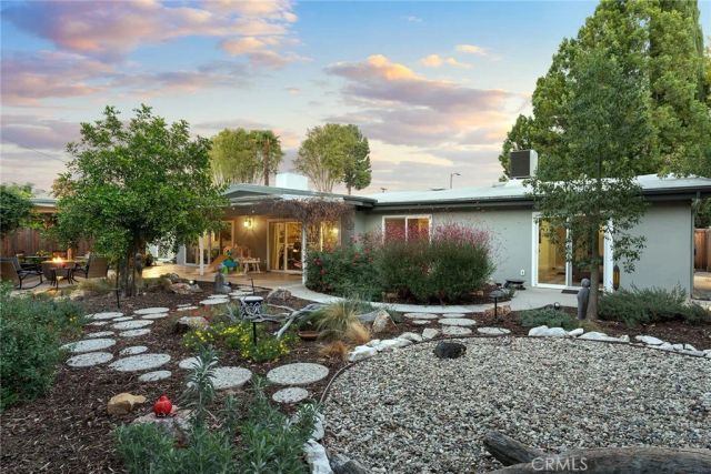 4835 Almidor Avenue, Woodland Hills, CA 91364