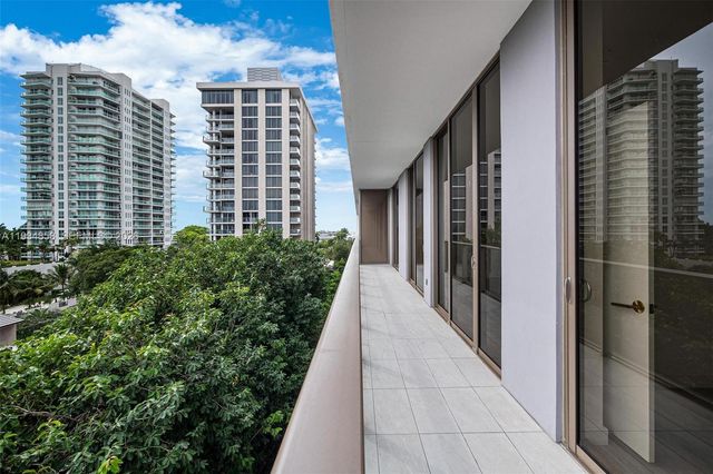 2678 Tigertail Ave 404, Miami, FL 33133