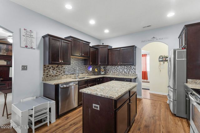 700 Stafford Lane, Jacksonville, NC 28546