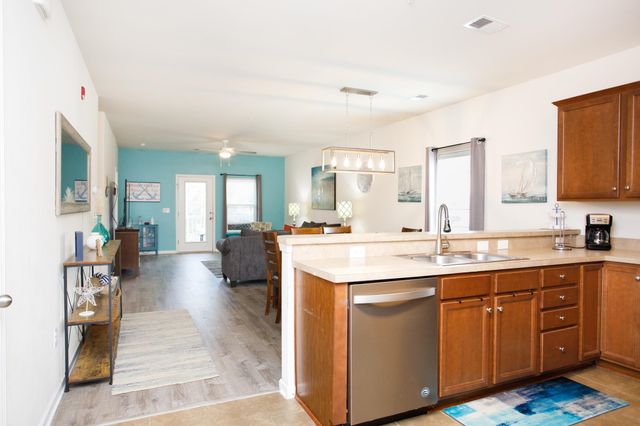 6253 Catalina Dr Unit 1424, North Myrtle Beach, SC 29582