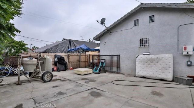 6414 S Hoover Street, Los Angeles, CA 90044