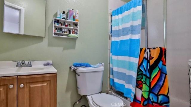 6414 S Hoover Street, Los Angeles, CA 90044