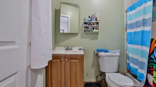 6414 S Hoover Street, Los Angeles, CA 90044