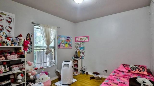 6414 S Hoover Street, Los Angeles, CA 90044