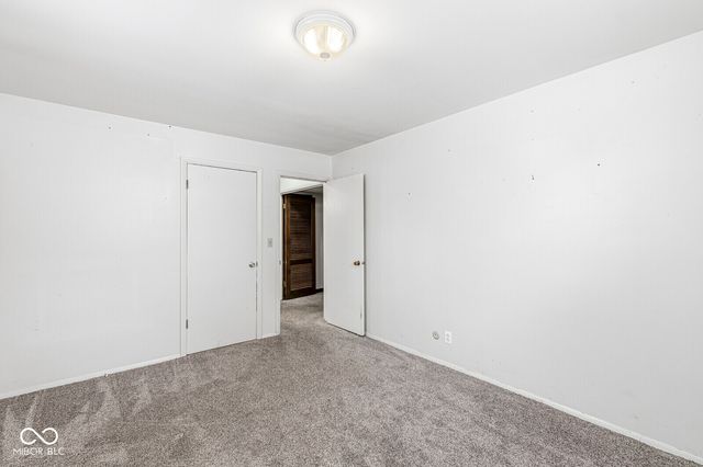 402 Jenny Lane, Carmel, IN 46032