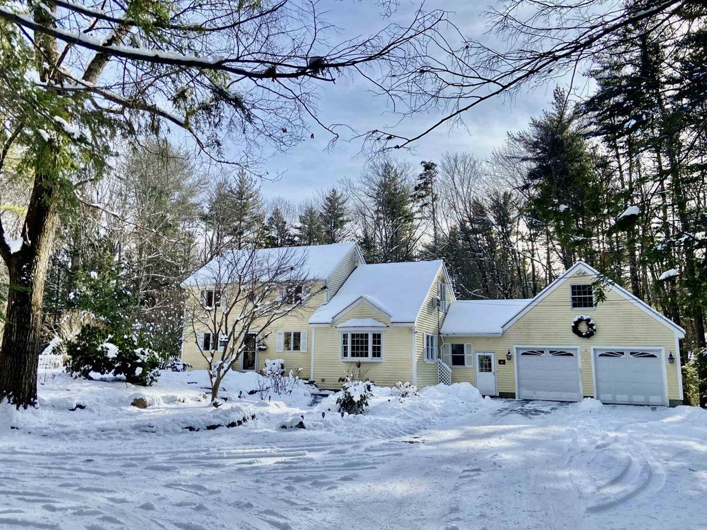 6 Crank Road, Hampton Falls, NH 03844