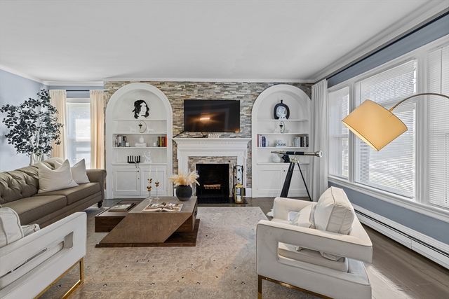 499 Madison St, Fall River, MA 02720