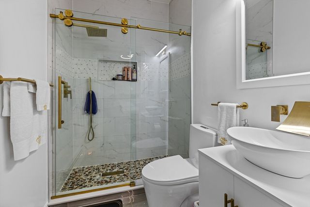 499 Madison St, Fall River, MA 02720