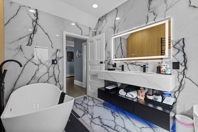 499 Madison St, Fall River, MA 02720