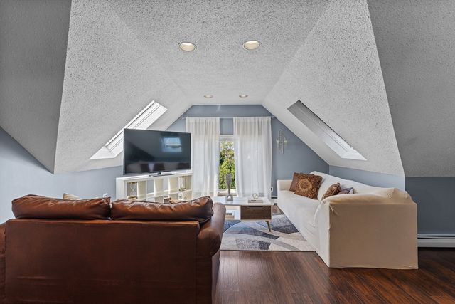 499 Madison St, Fall River, MA 02720