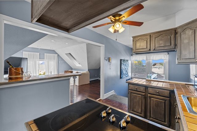 499 Madison St, Fall River, MA 02720