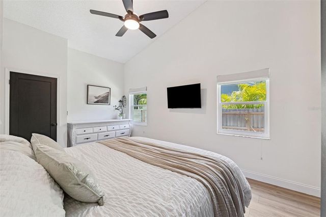 640 KENNETH WAY, Tarpon Springs, FL 34689