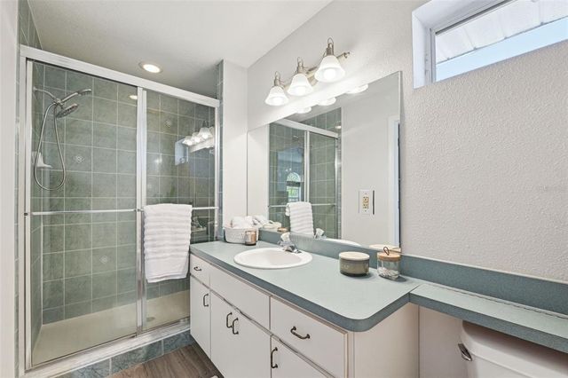 640 KENNETH WAY, Tarpon Springs, FL 34689