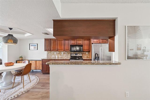 640 KENNETH WAY, Tarpon Springs, FL 34689