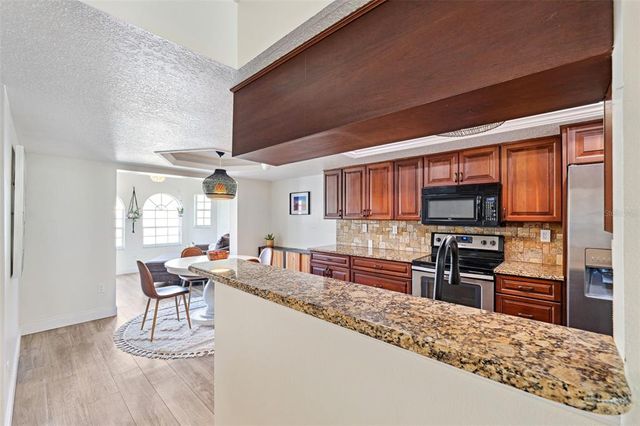640 KENNETH WAY, Tarpon Springs, FL 34689