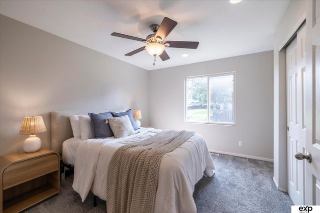 5363 S 194th Avenue, Omaha, NE 68135