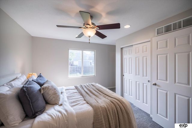 5363 S 194th Avenue, Omaha, NE 68135