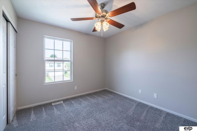 5363 S 194th Avenue, Omaha, NE 68135