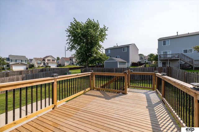 5363 S 194th Avenue, Omaha, NE 68135