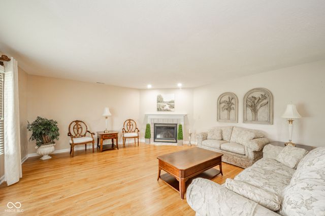 1815 S Patriot Drive, Yorktown, IN 47396