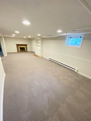 103 Powers St, Needham, MA 02492