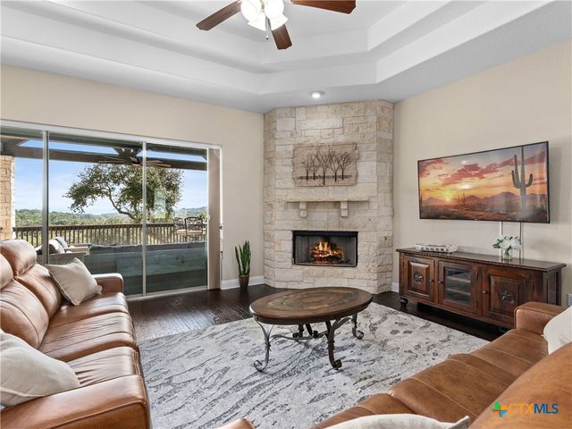 1651 Lake Ridge Boulevard, Canyon Lake, TX 78133