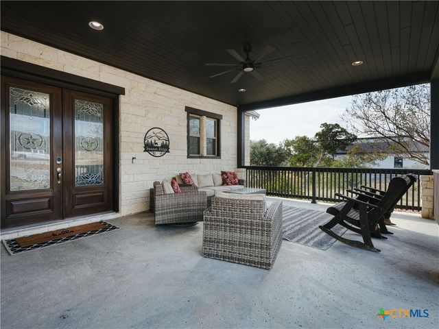 1651 Lake Ridge Boulevard, Canyon Lake, TX 78133