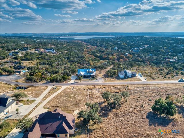 1651 Lake Ridge Boulevard, Canyon Lake, TX 78133