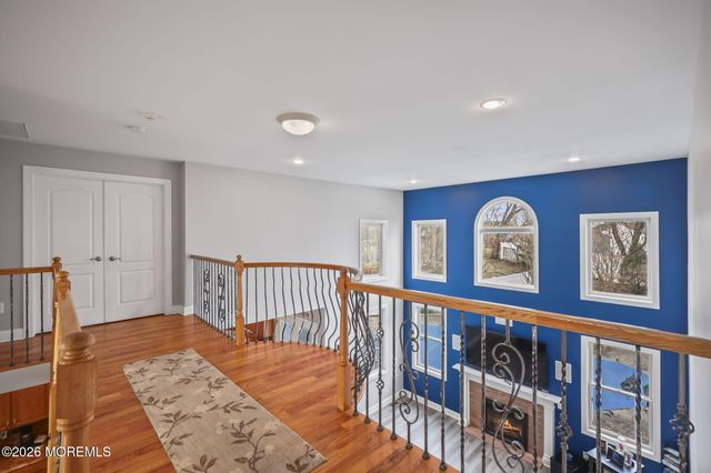 28 Gibson Drive, Hazlet, NJ 07730