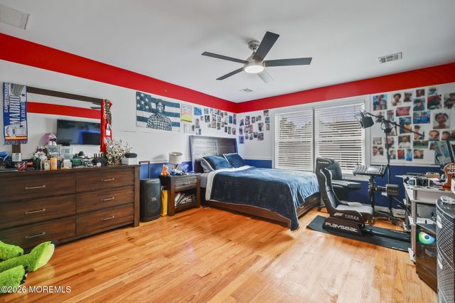 28 Gibson Drive, Hazlet, NJ 07730