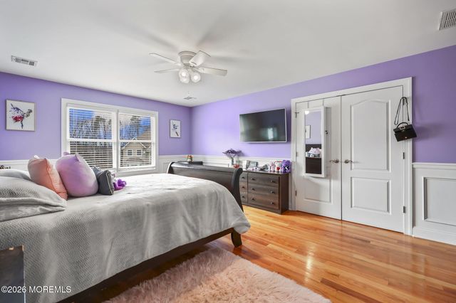 28 Gibson Drive, Hazlet, NJ 07730