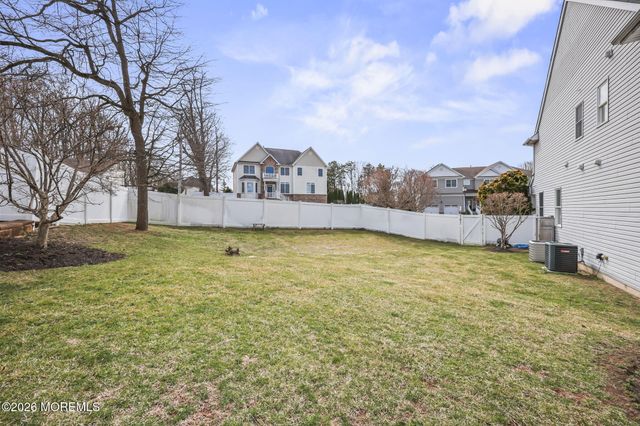 28 Gibson Drive, Hazlet, NJ 07730