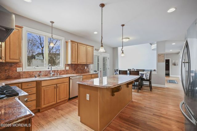 28 Gibson Drive, Hazlet, NJ 07730