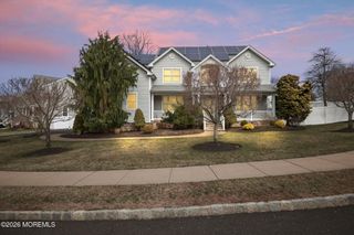 28 Gibson Drive, Hazlet, NJ 07730