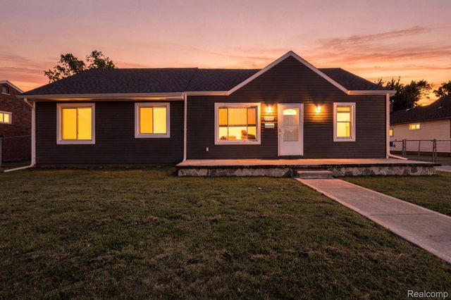 25511 Dartmouth Street, Dearborn Heights, MI 48125