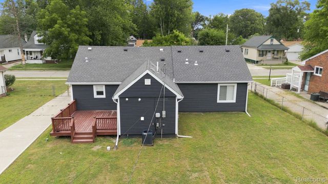 25511 Dartmouth Street, Dearborn Heights, MI 48125
