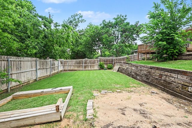 808 N Ridge Drive, Fort Worth, TX 76108