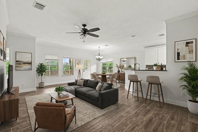 808 N Ridge Drive, Fort Worth, TX 76108