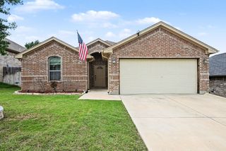808 N Ridge Drive, Fort Worth, TX 76108
